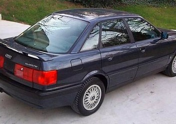 Poduszki komplet Audi 90