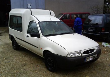 Wahacz przedni prawy Ford Courier