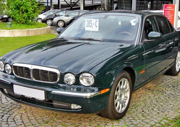 Linka maski Jaguar XJ III