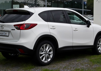 Włącznik podnoszenia okien Mazda CX-5