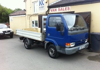 Amortyzator tylny prawy Nissan Cabstar