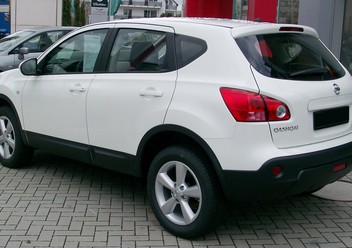 Lampa pozycyjna lewa Nissan Quashqai+2 I