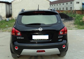 Osłona kolektora Nissan Quashqai I