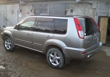 Wycinek karoserii Nissan X-Trail I