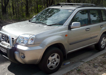 Wycinek karoserii Nissan X-Trail I