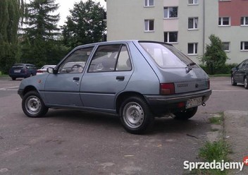 Fotele komplet Peugeot 205