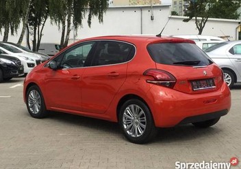 Osłona stacyjki Peugeot 208