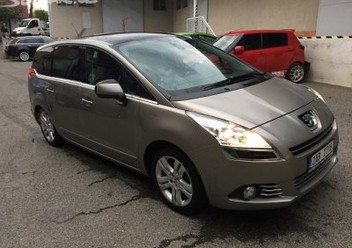 Obudowa strona lewa Peugeot 5008