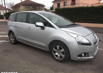 Obudowa strona lewa Peugeot 5008