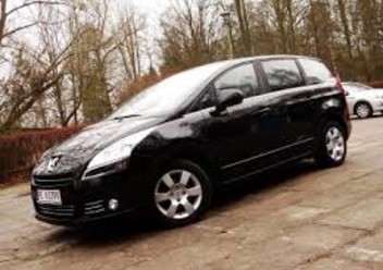 Obudowa strona lewa Peugeot 5008