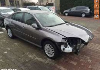 Pas przedni Renault Latitude