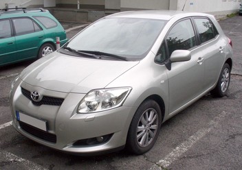 Hak holowniczy Toyota Auris I