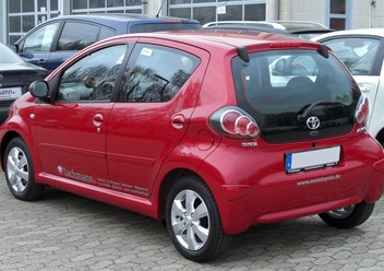 Pasek klinowy Toyota Aygo I