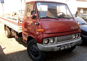 Siedzenia tylne Toyota Dyna