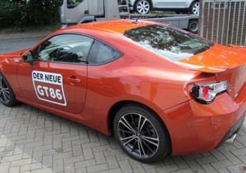 Lodówka Toyota GT86