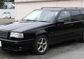 Słupek tylny lewy Volvo 850